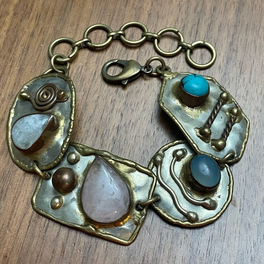 Stunner! Brutalist mixed metals with genuine semi precious gemstones bracelet. - Picture 2 of 10